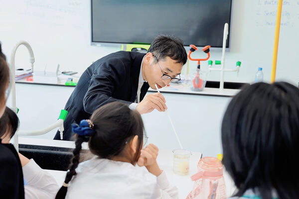 Grade 6 - 科学课,南通惠立学校